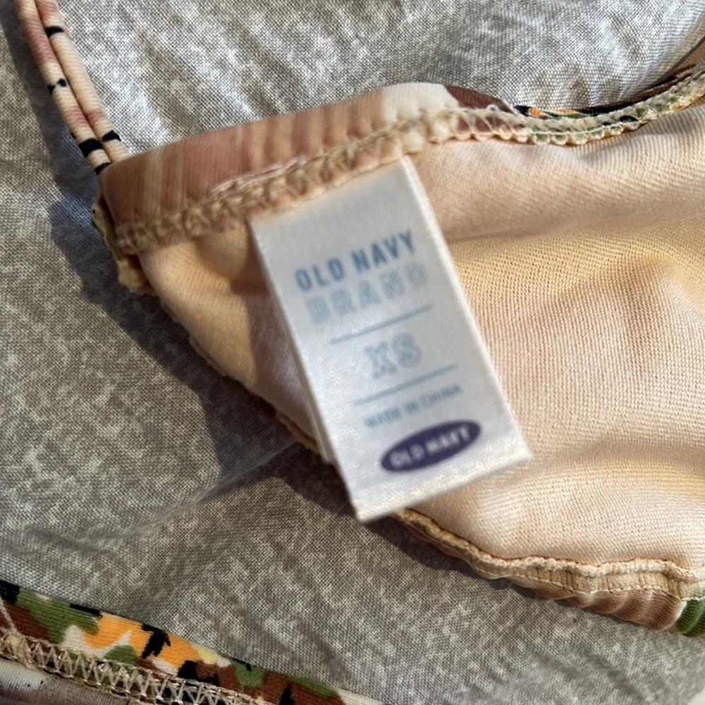 Old Navy 🌴 bathing suit - Picture 7 of 7